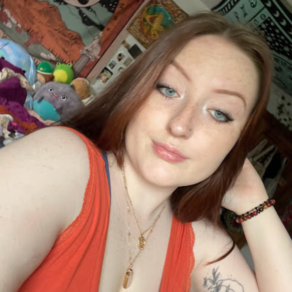 Meet your Posher, Brianna - Picture 1 of 1